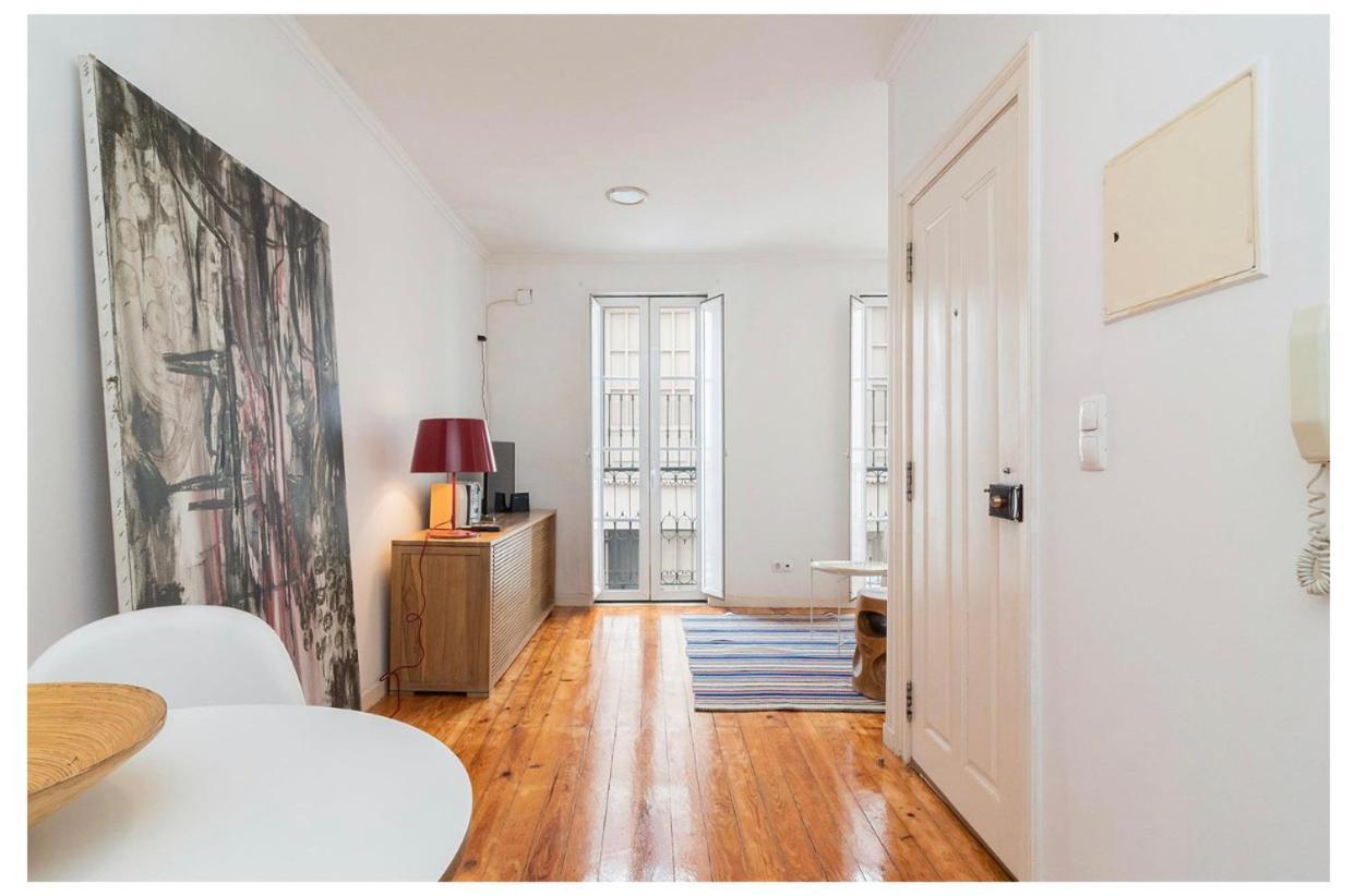 Cosy Alfama Apartment Lisbon Luaran gambar